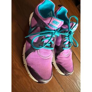 Women’s Nike Cross Training In Season TR2 Shoes Size 9